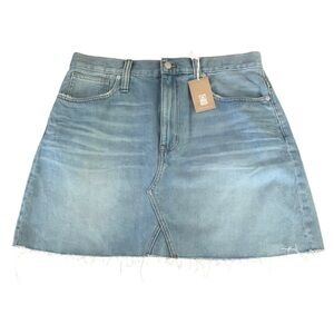Madewell NWT Rigid Denim A-Line Mini Skirt Casual Loght Wash Raw Hem Sz 31